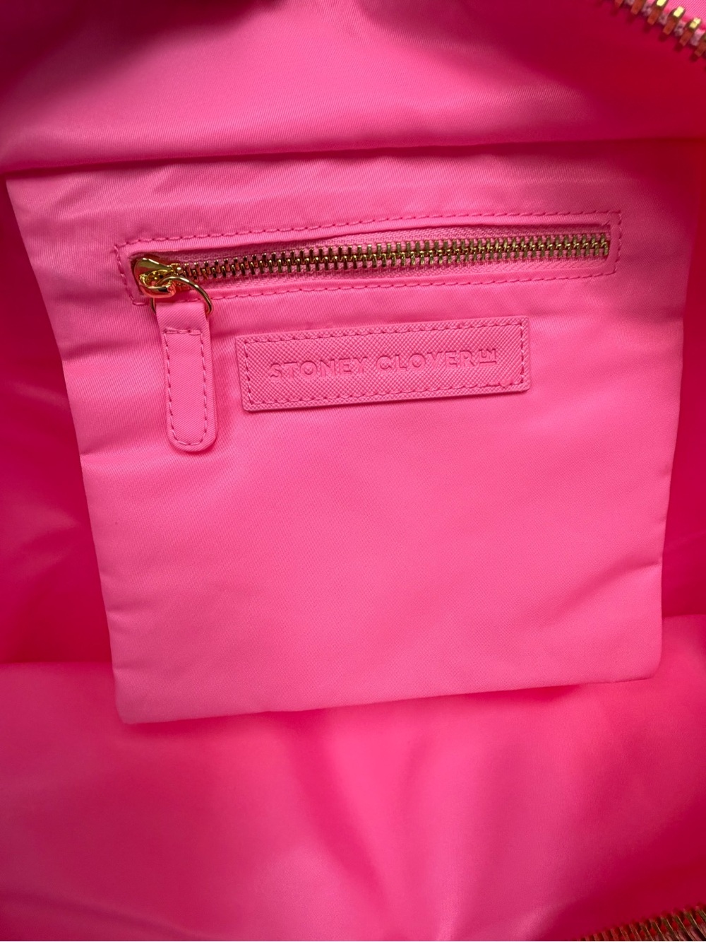 Stoney Clover Lane Classic Nylon Tote Bag Bubblegum - Picture 4 of 4